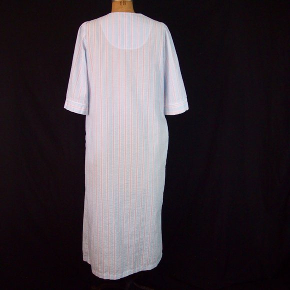 MISS ELAINE Seersucker Zip Front House Dress Robe - Picture 6 of 7